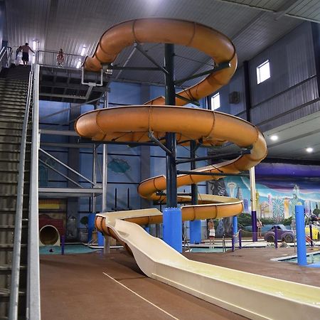 Metropolis Resort - Eau Claire Exteriör bild