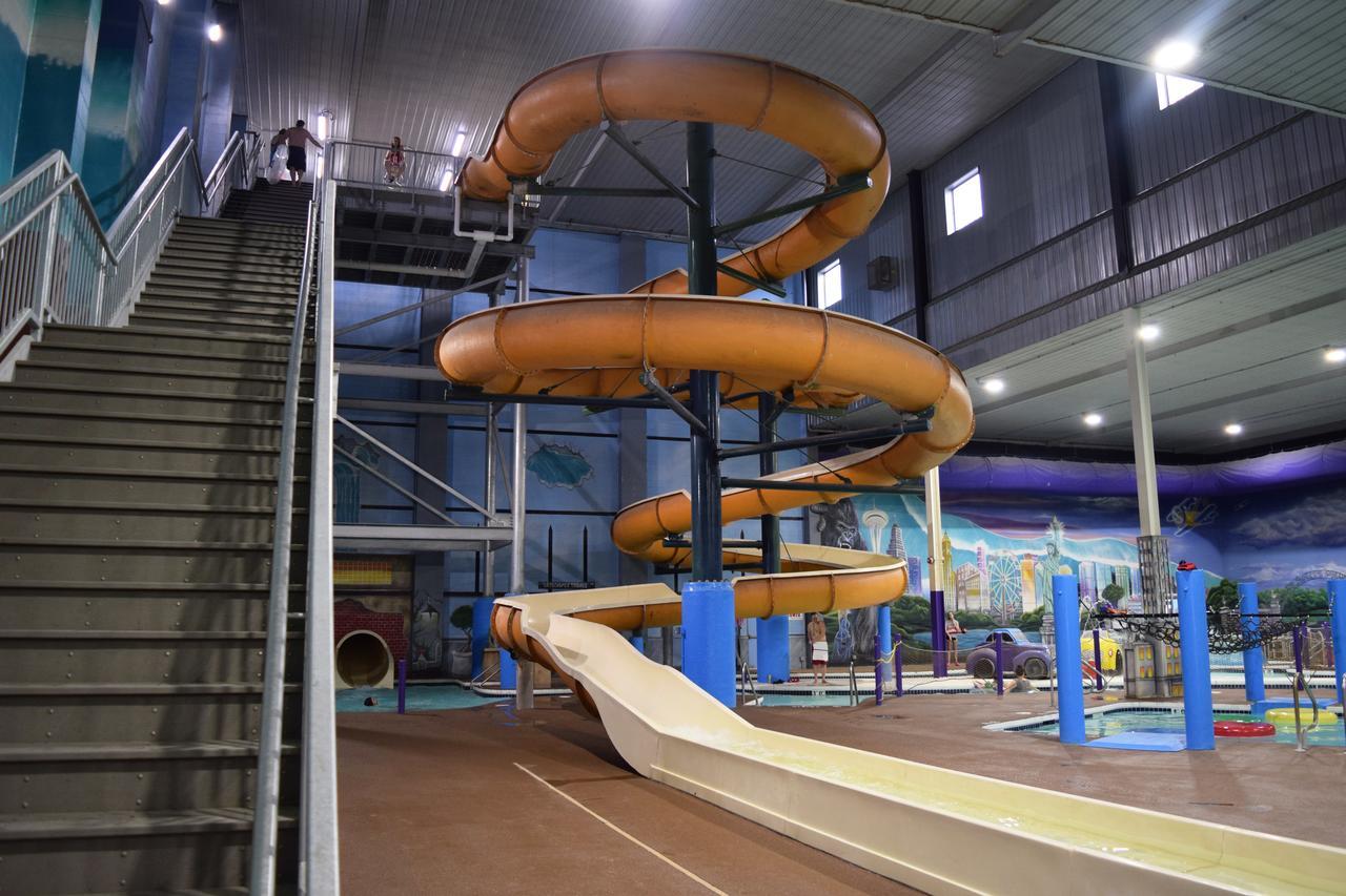 Metropolis Resort - Eau Claire Exteriör bild